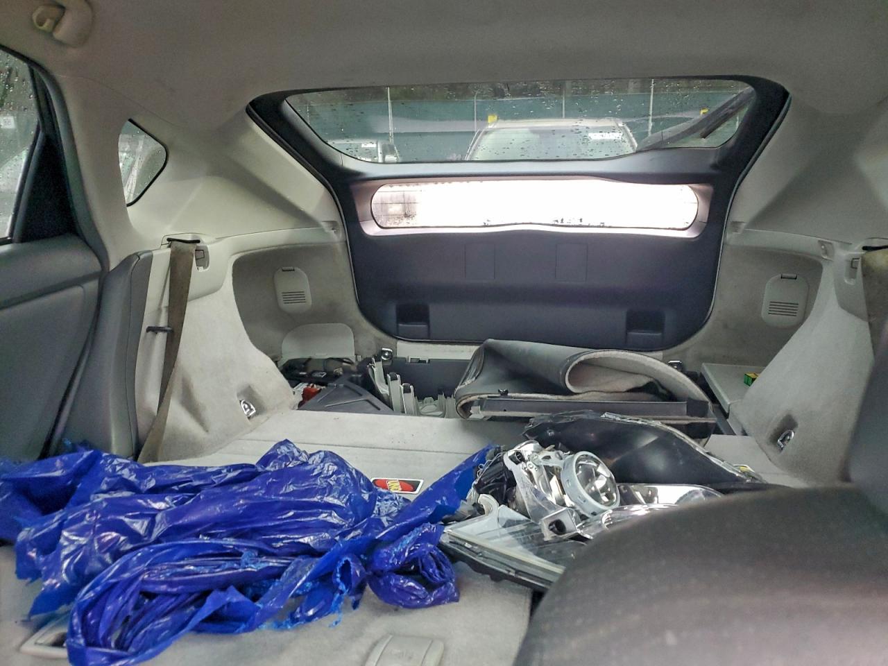 2010 TOYOTA PRIUS photo 10