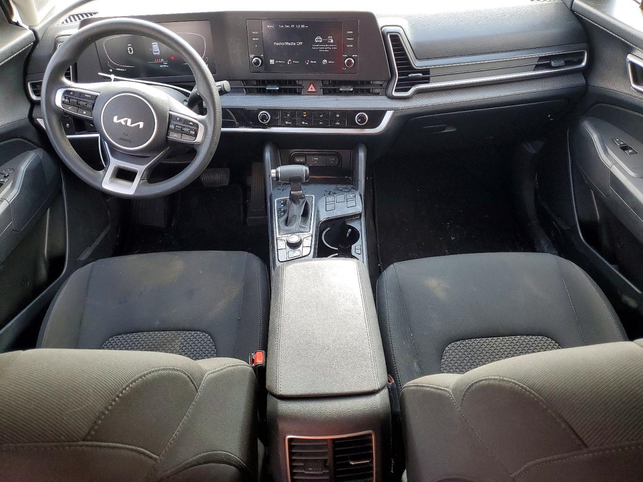 2023 KIA SPORTAGE LX photo 8
