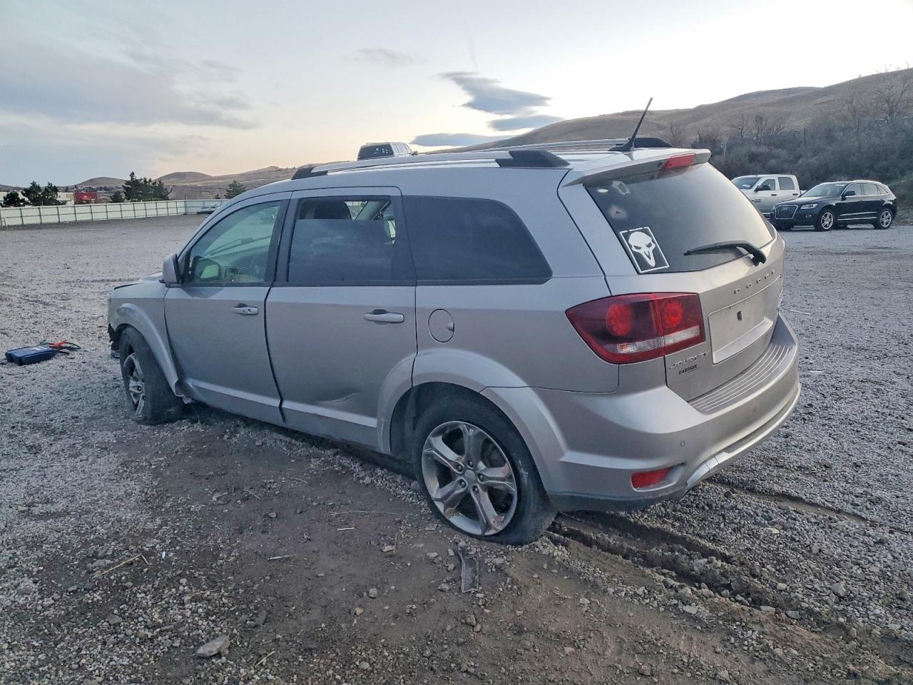 2017 DODGE JOURNEY CROSSROAD photo 2