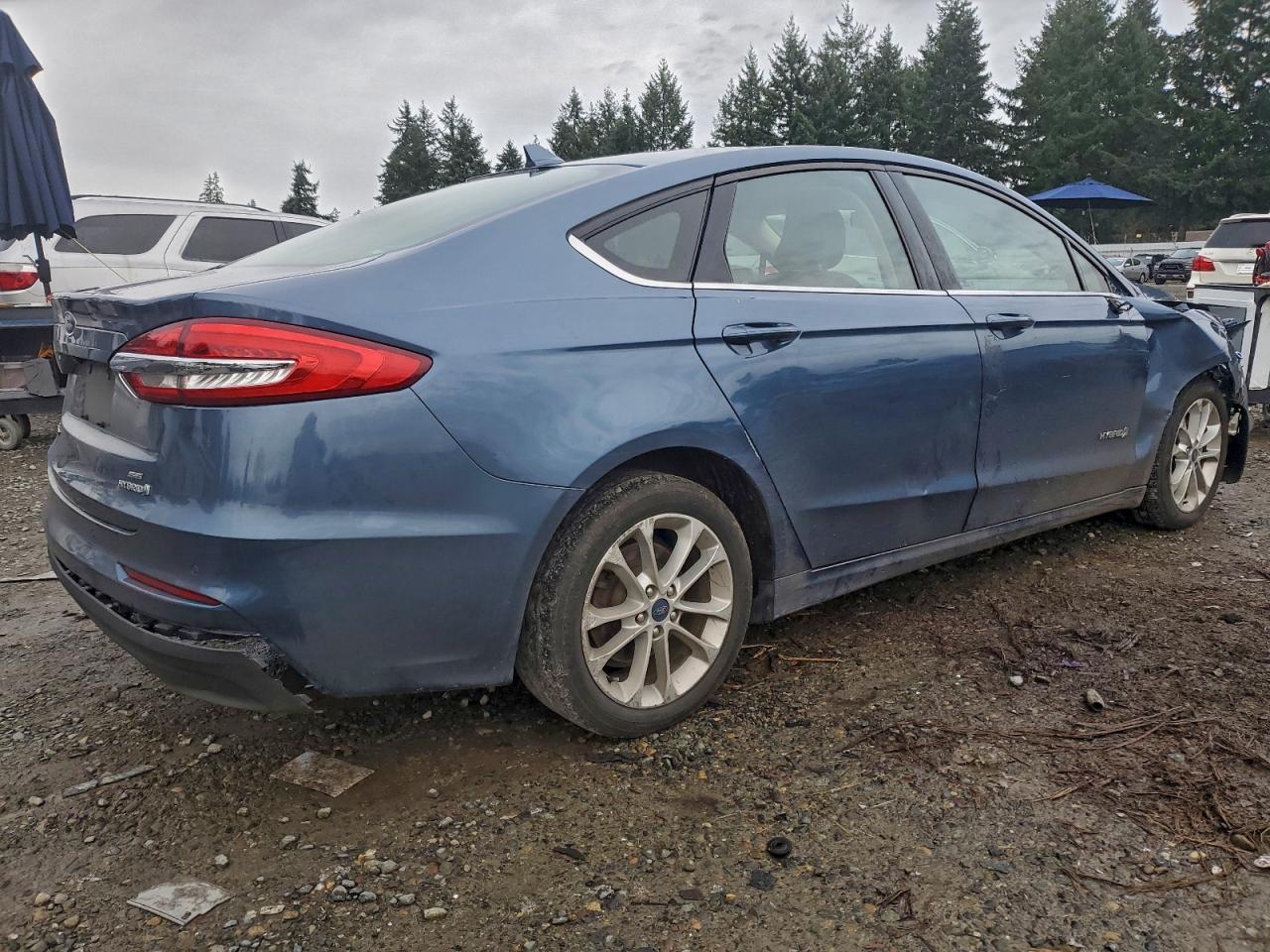 2019 FORD FUSION SE photo 3