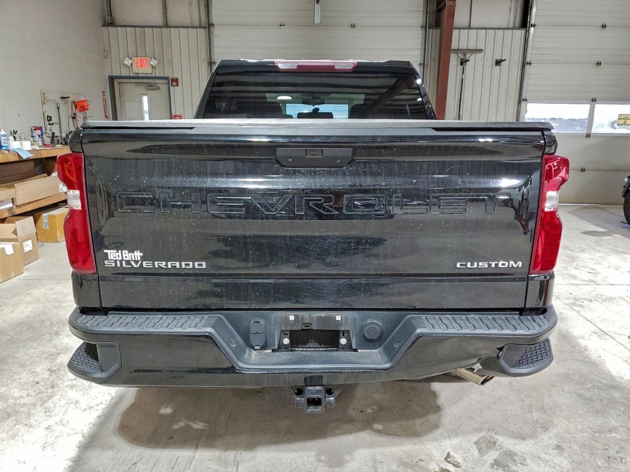 2020 CHEVROLET SILVERADO K1500 CUSTOM photo 6
