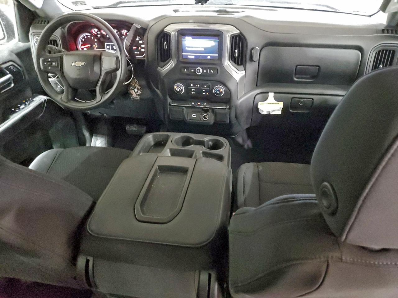 2020 CHEVROLET SILVERADO K1500 CUSTOM photo 8