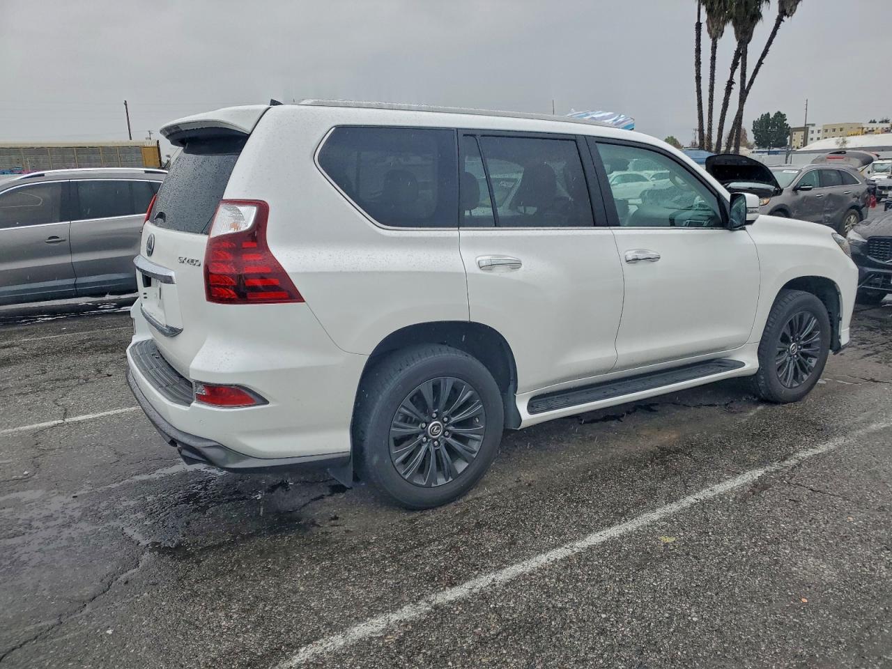 2022 LEXUS GX 460 LUXURY photo 3