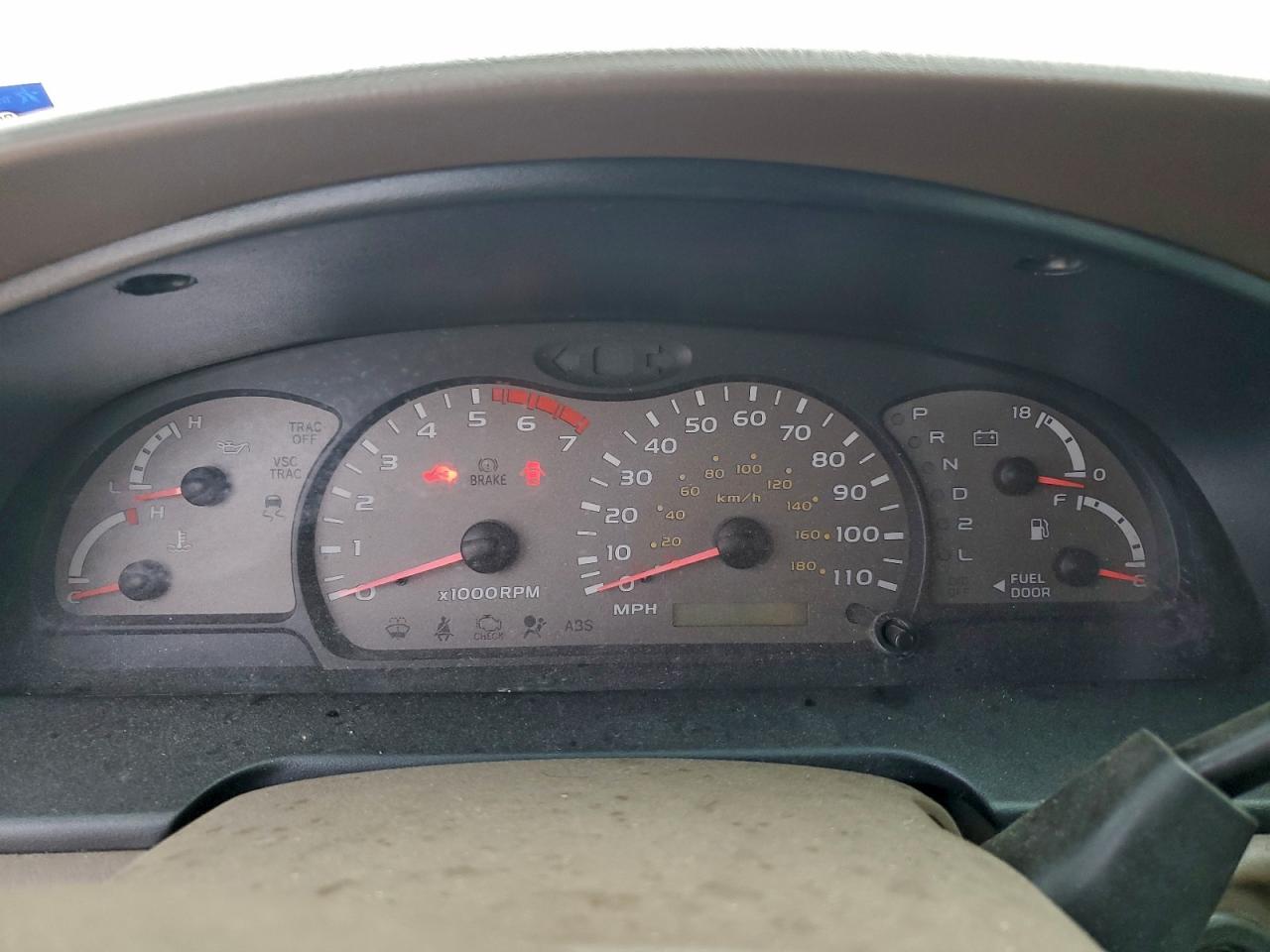 2003 TOYOTA SEQUOIA SR5 photo 9