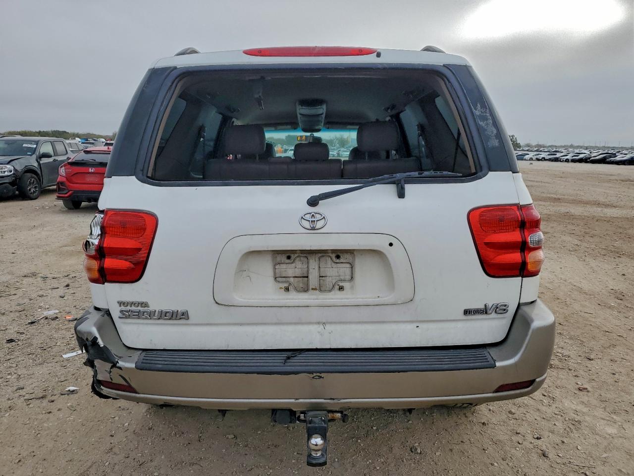 2003 TOYOTA SEQUOIA SR5 photo 6