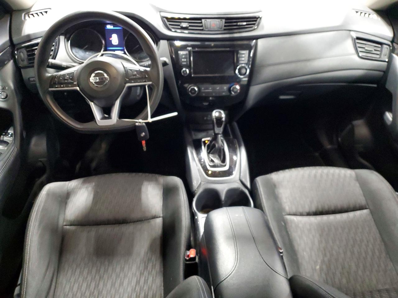 2018 NISSAN ROGUE S photo 8