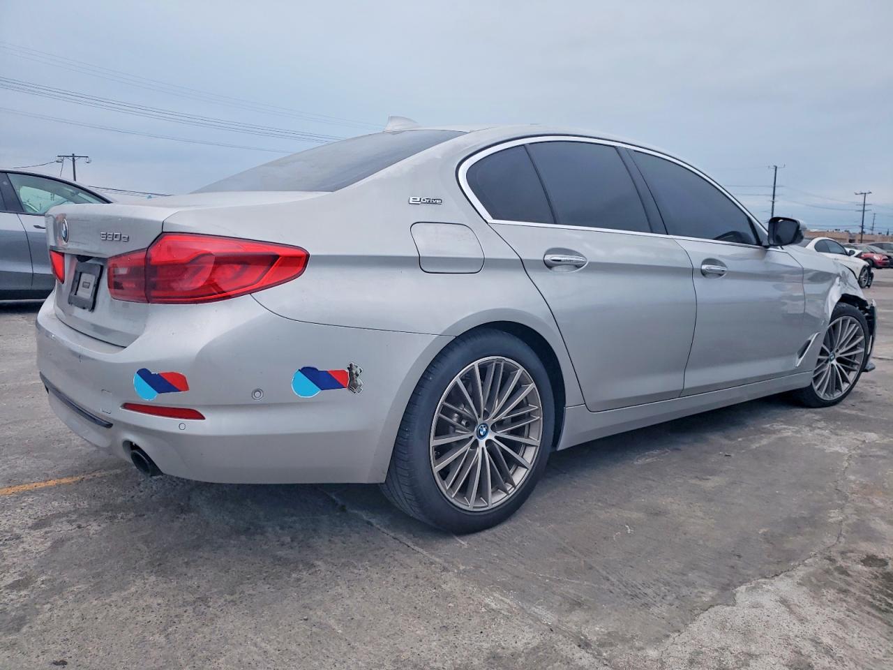 2018 BMW 530E photo 3