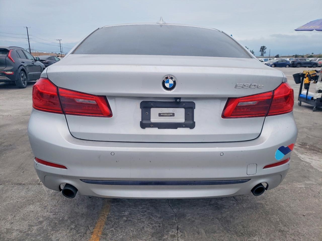 2018 BMW 530E photo 6