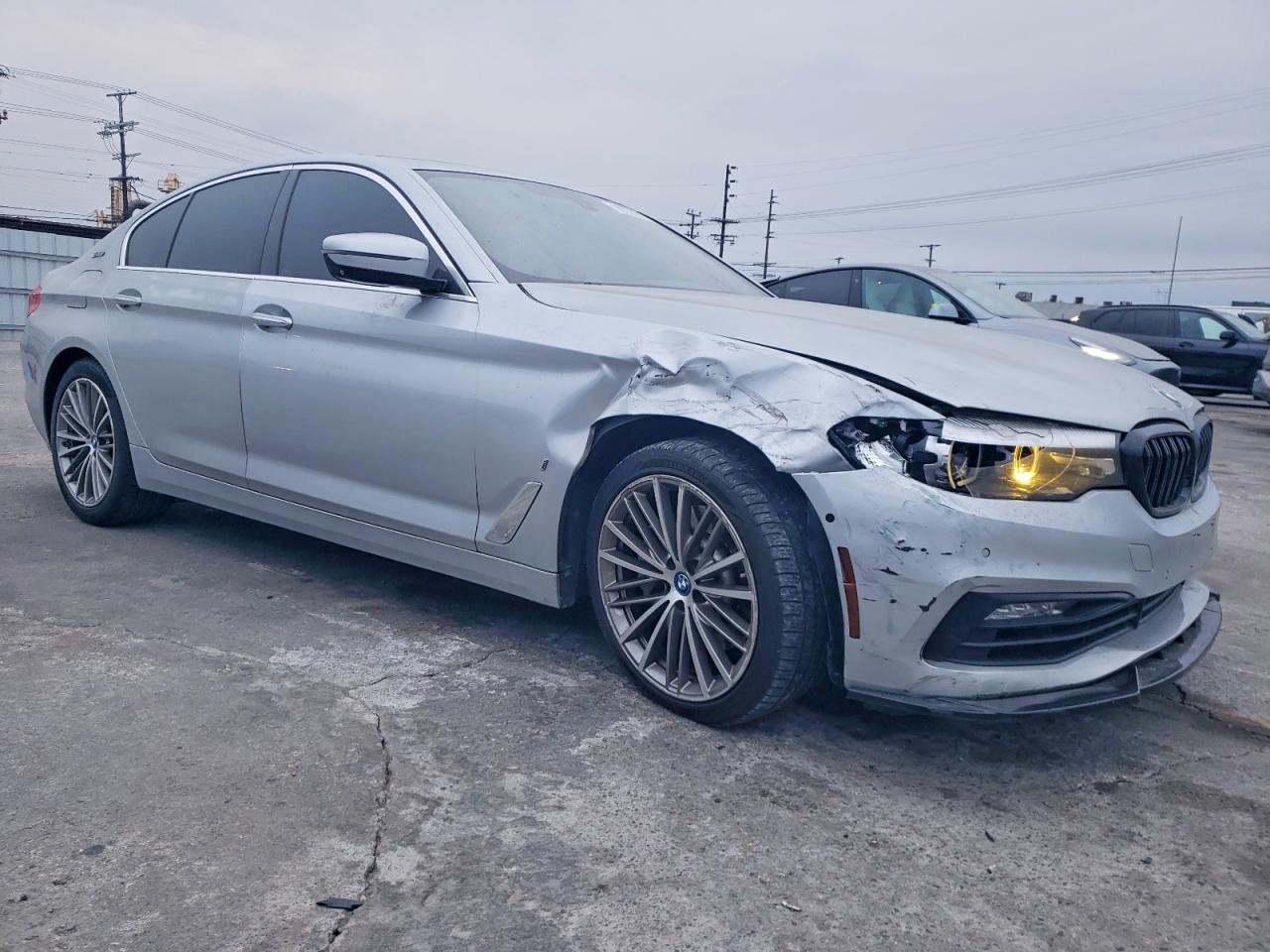 2018 BMW 530E photo 4