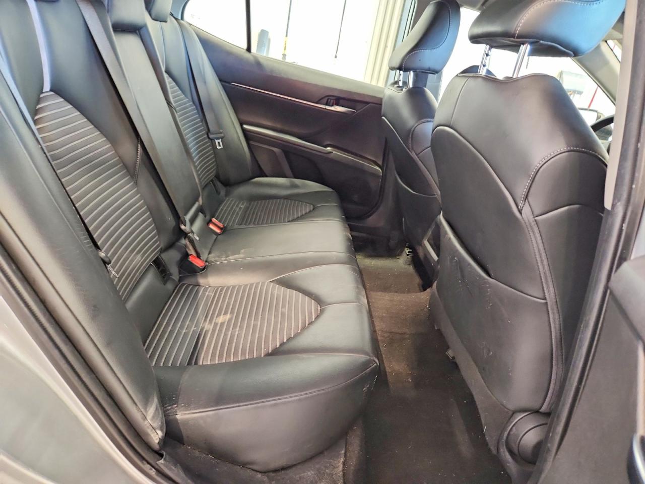 2021 TOYOTA CAMRY SE photo 10