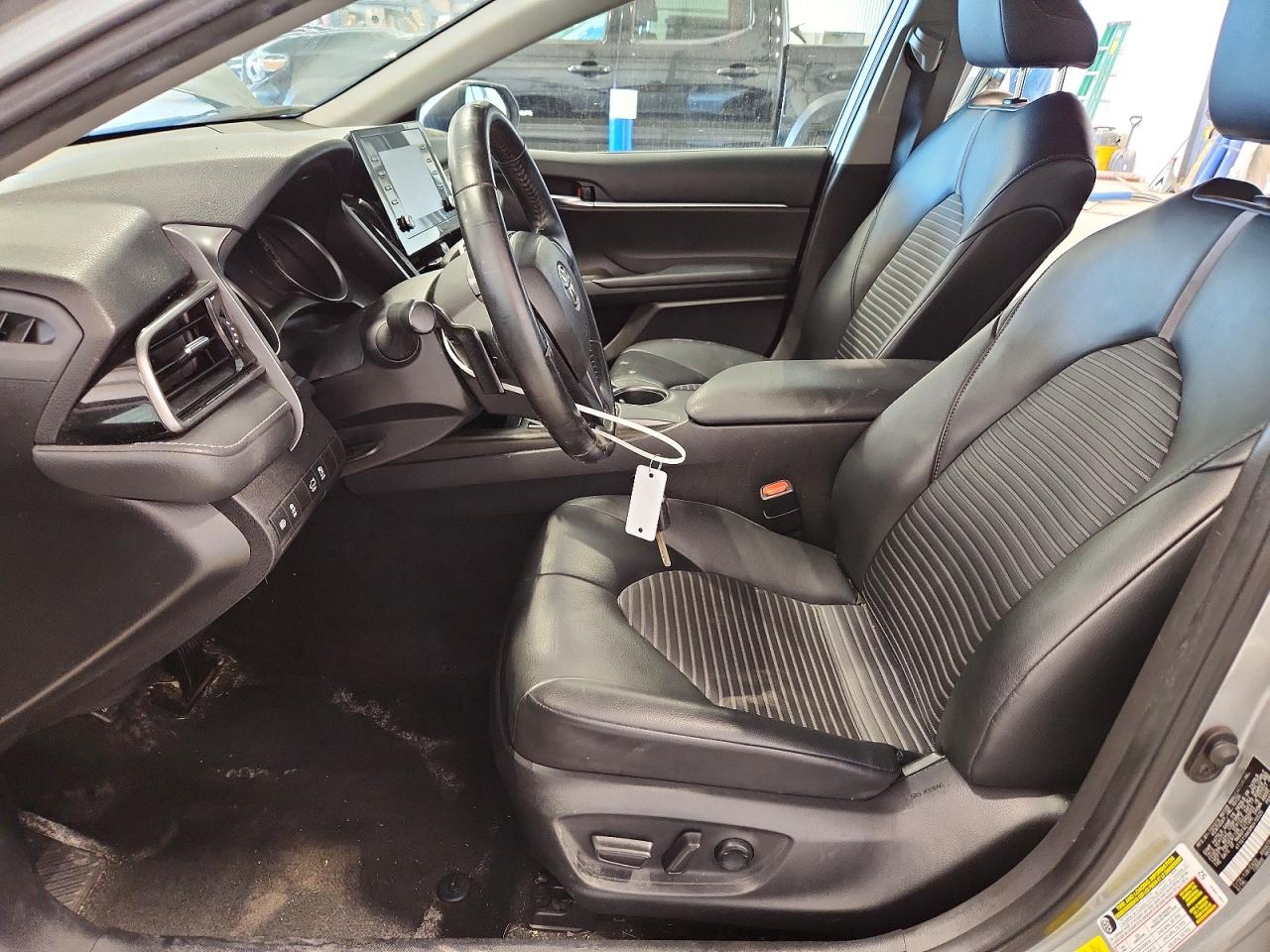 2021 TOYOTA CAMRY SE photo 7