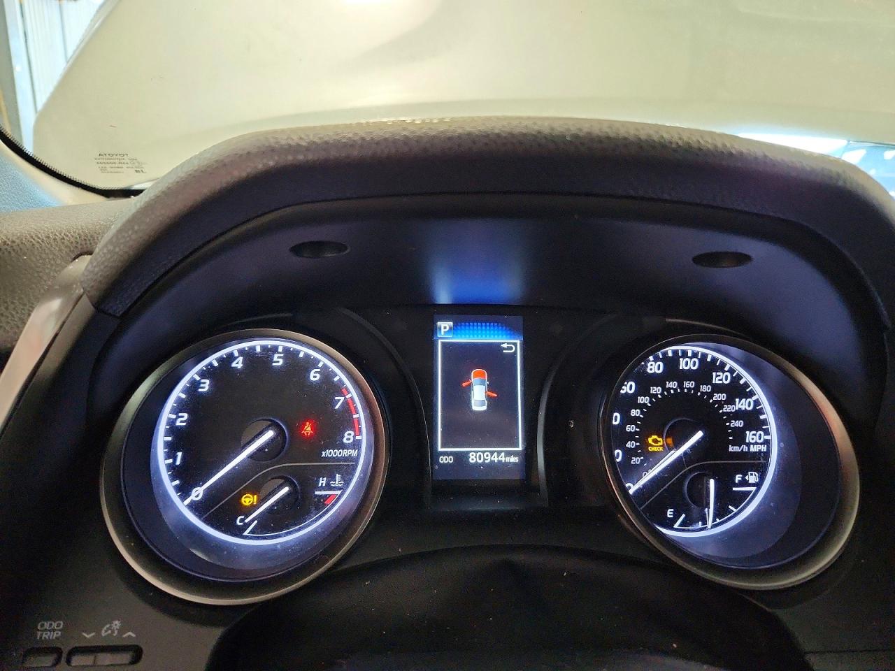 2021 TOYOTA CAMRY SE photo 9