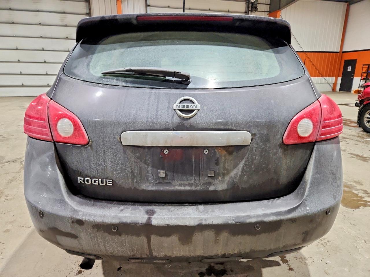 2013 NISSAN ROGUE S photo 6
