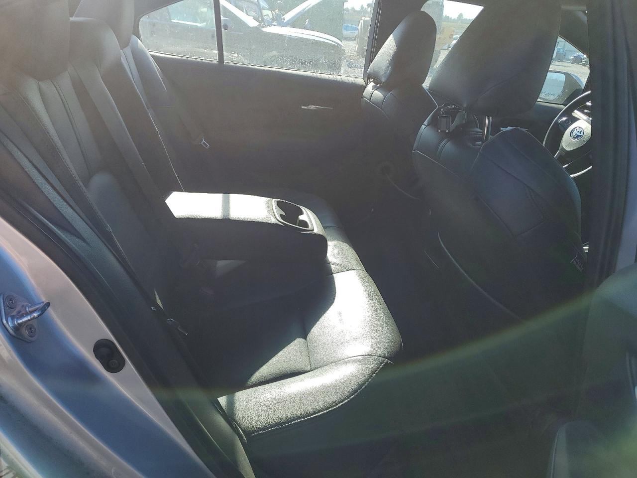 2020 TOYOTA COROLLA SE photo 10
