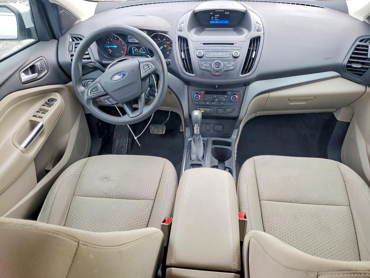 2017 FORD ESCAPE SE photo 8