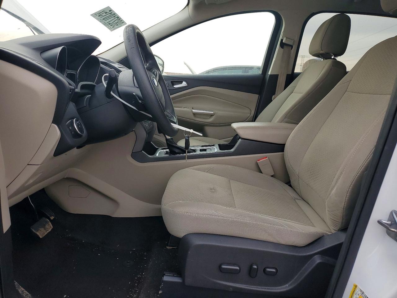 2017 FORD ESCAPE SE photo 7