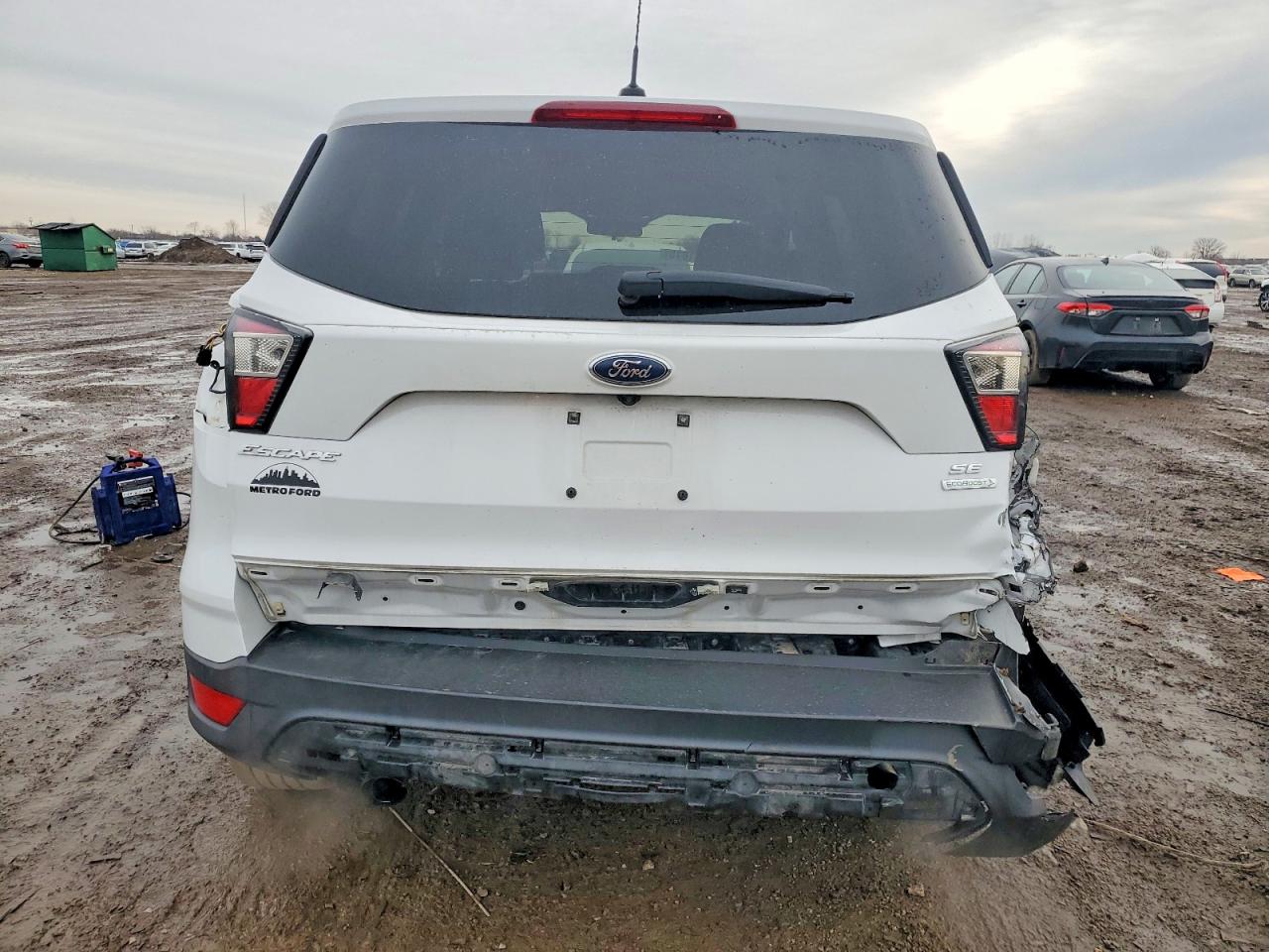 2017 FORD ESCAPE SE photo 6