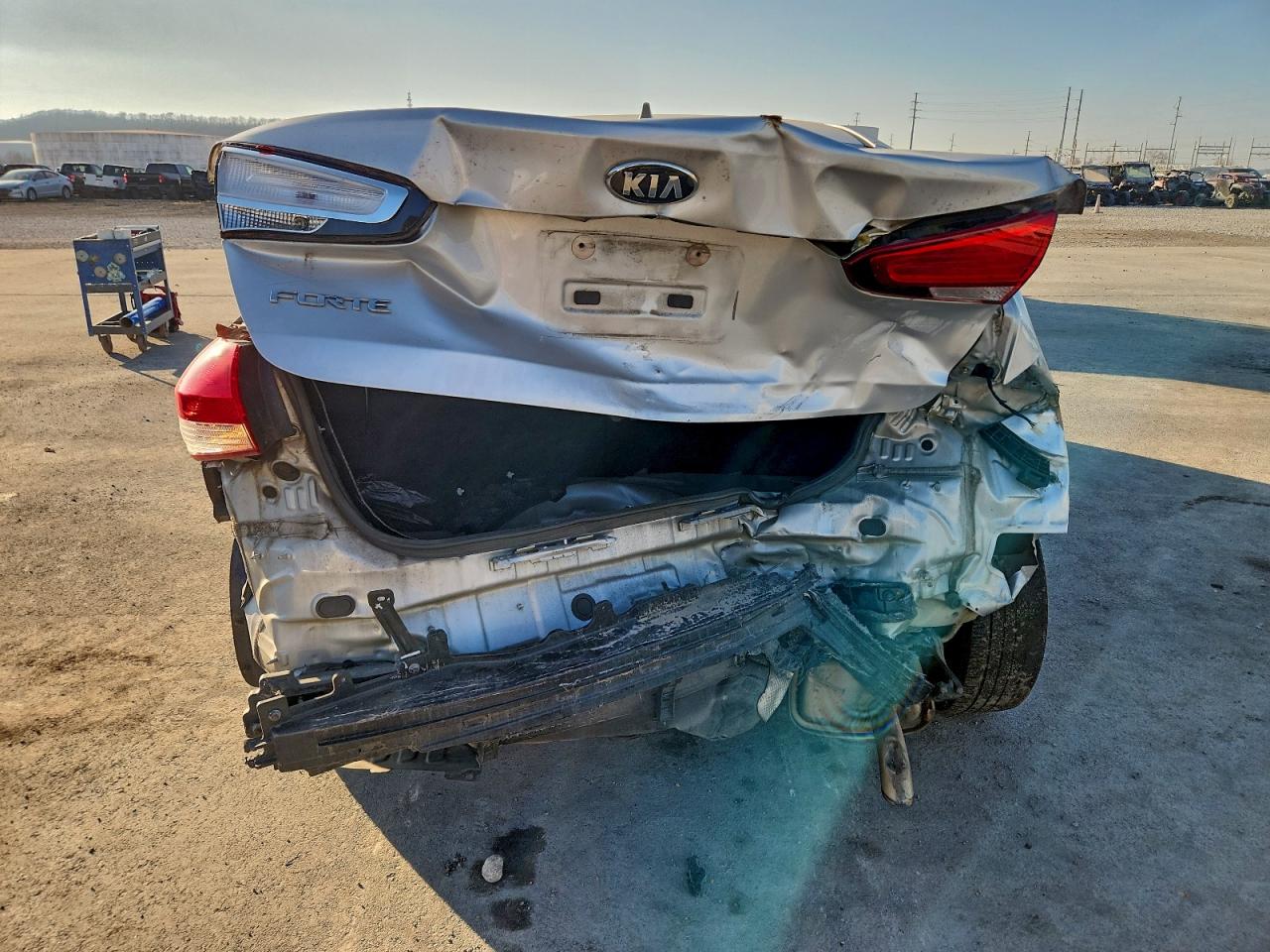 2017 KIA FORTE LX photo 6