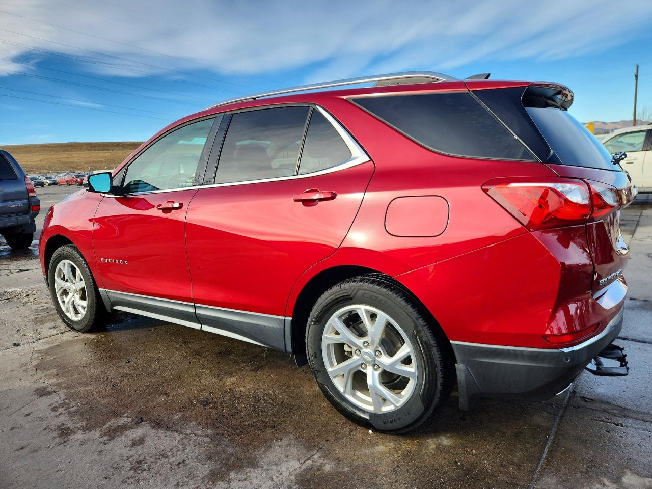 2018 CHEVROLET EQUINOX LT photo 2
