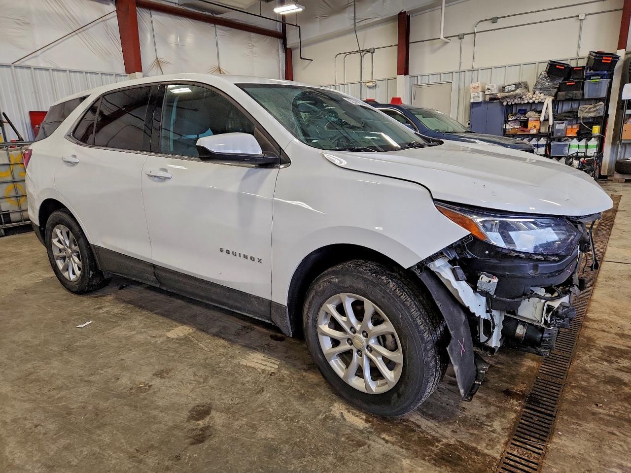 2018 CHEVROLET EQUINOX LT photo 4