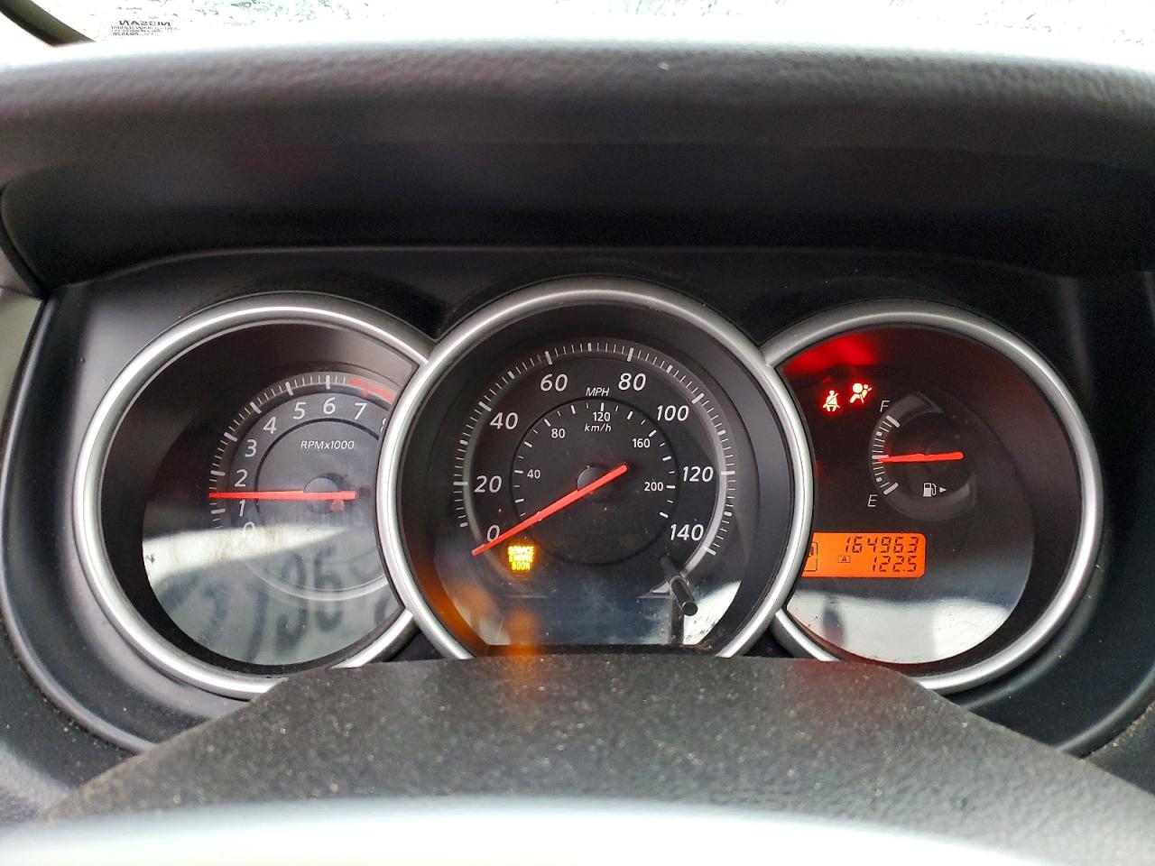 2012 NISSAN VERSA S photo 17