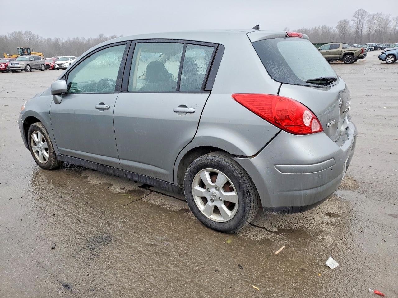 2012 NISSAN VERSA S photo 3