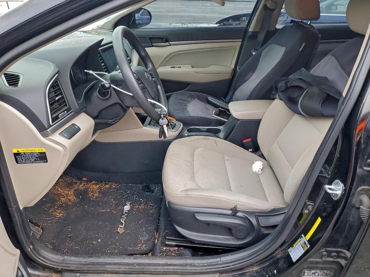 2017 HYUNDAI ELANTRA SE photo 7