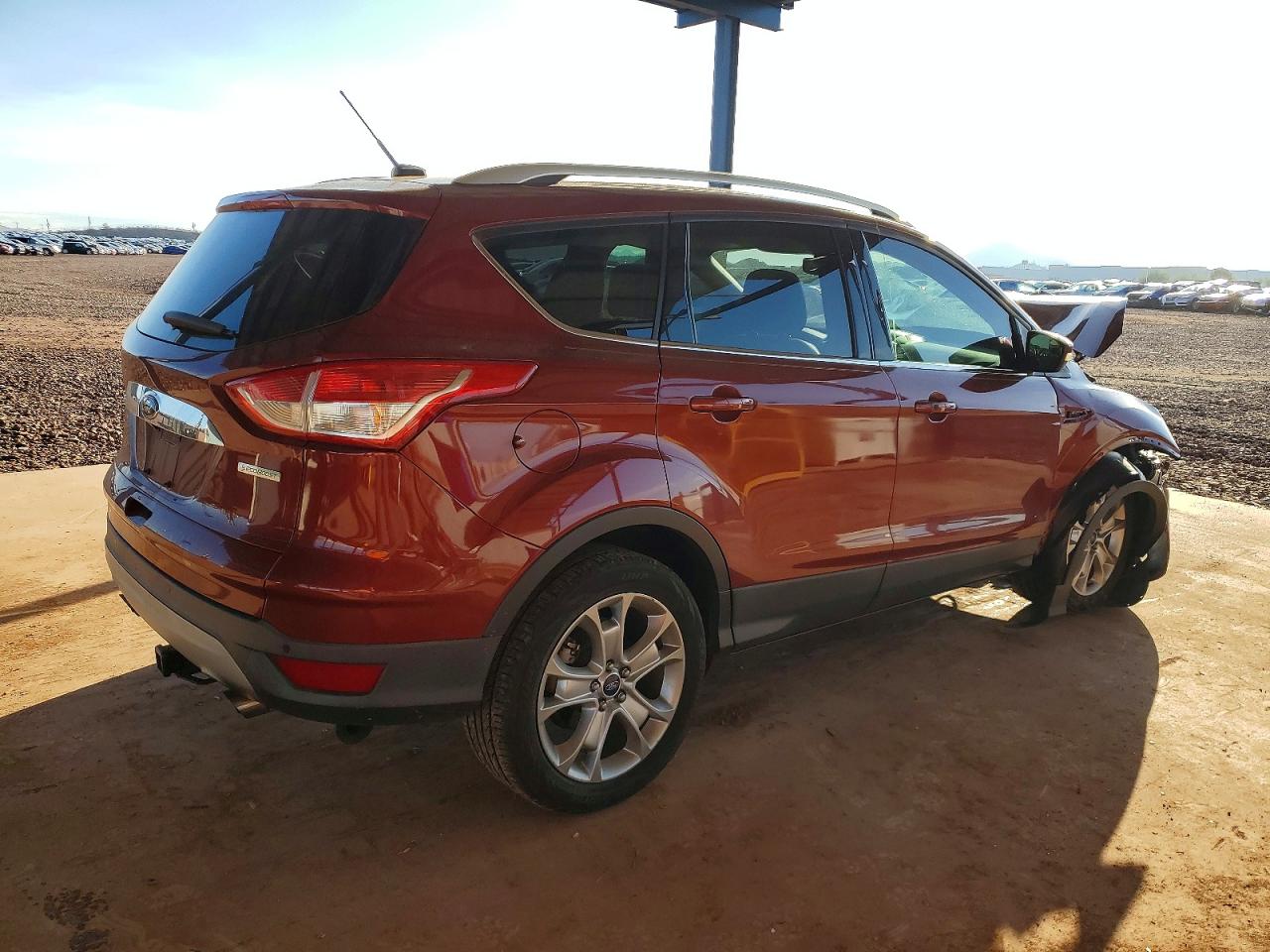 2016 FORD ESCAPE TITANIUM photo 3