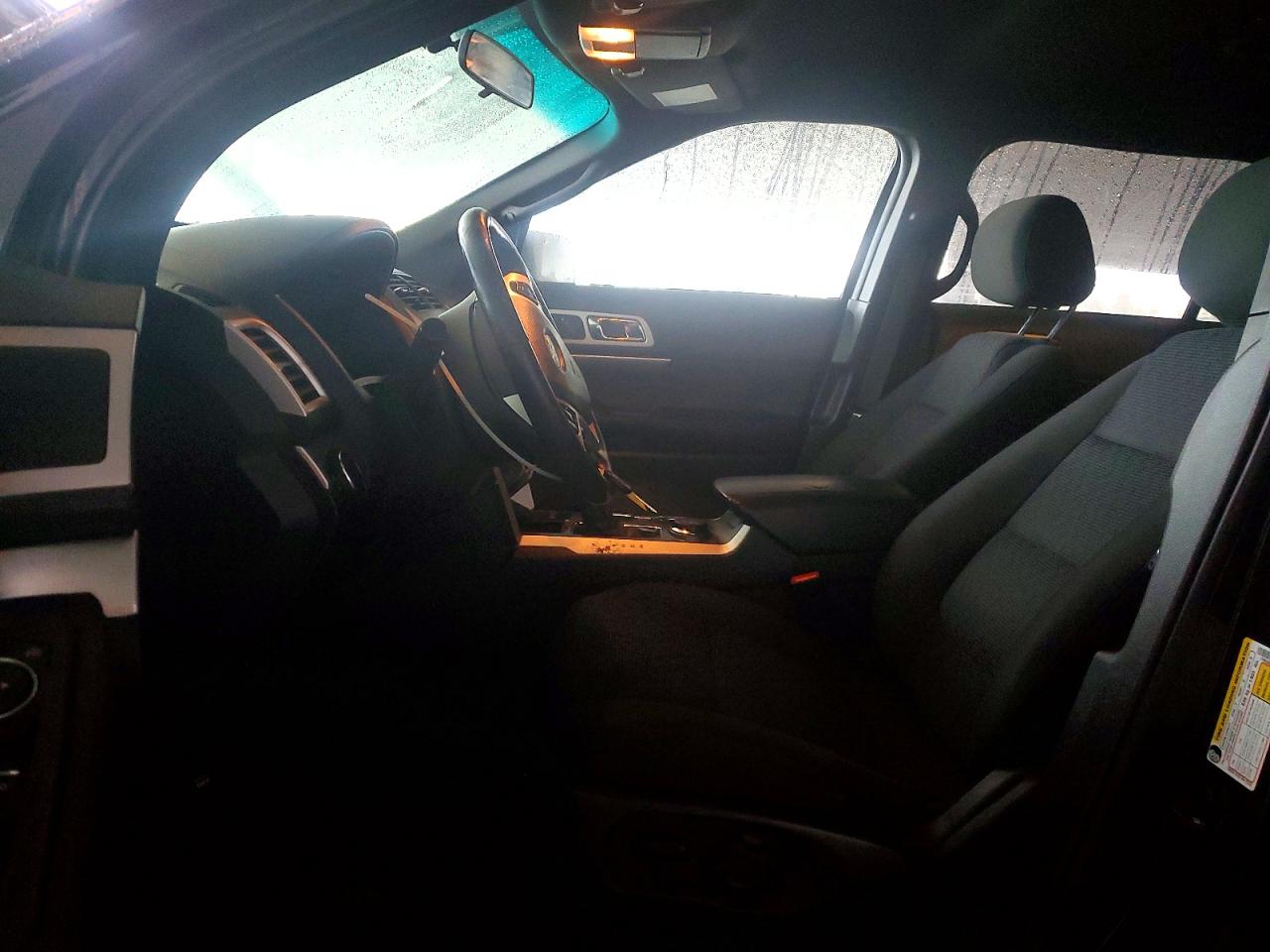 2015 FORD EXPLORER XLT photo 7