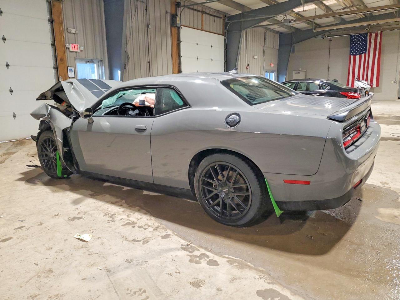 2023 DODGE CHALLENGER SXT photo 2