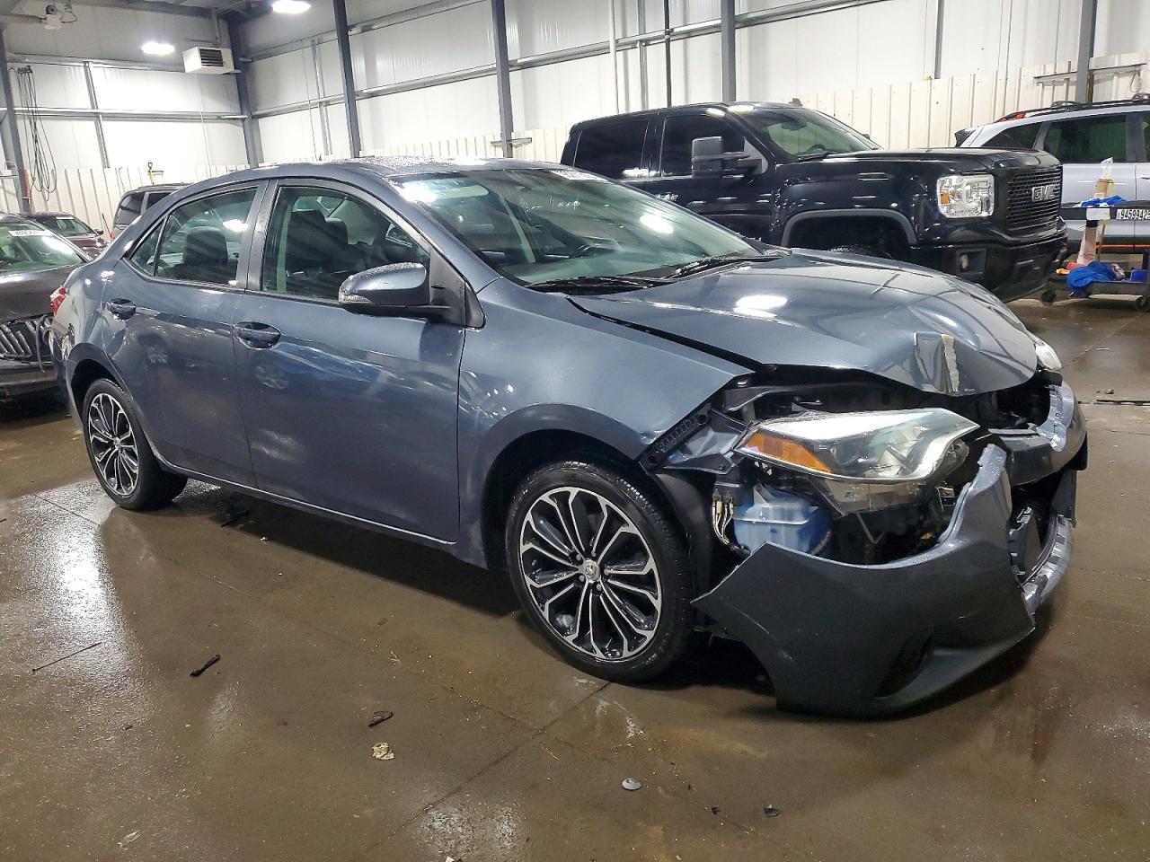 2015 TOYOTA COROLLA L photo 4