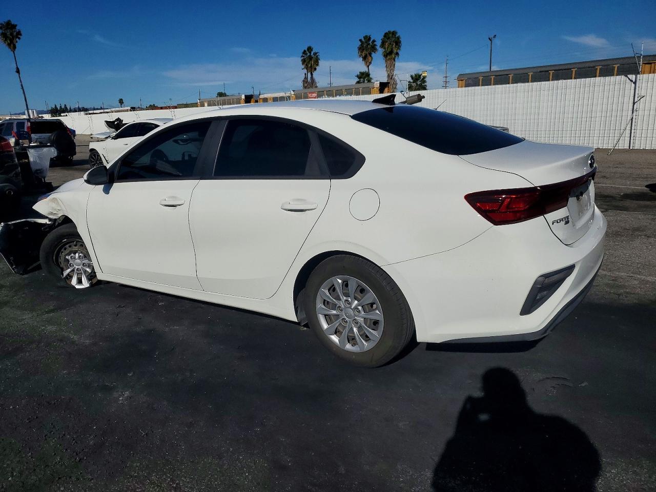 2020 KIA FORTE FE photo 2