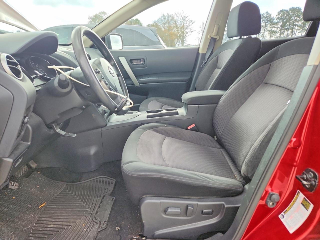 2011 NISSAN ROGUE S photo 7