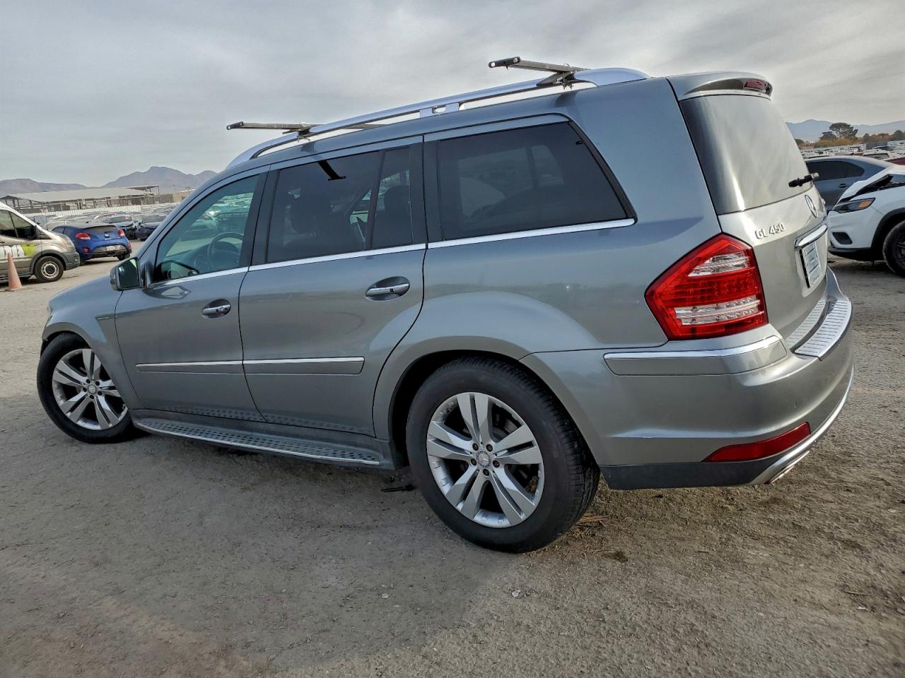 2012 MERCEDES-BENZ GL 450 4MATIC photo 2