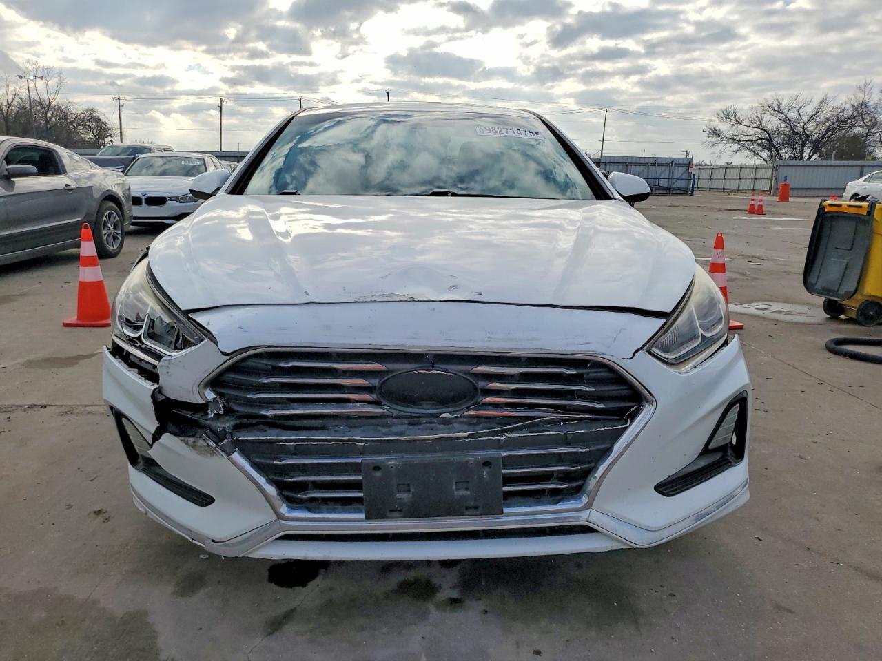 2018 HYUNDAI SONATA SE photo 5
