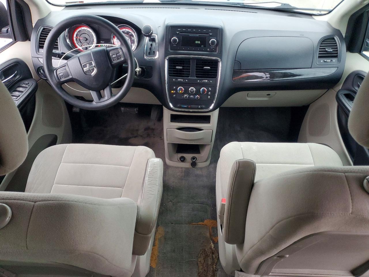 2012 DODGE GRAND CARAVAN SXT photo 8