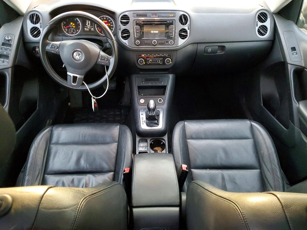 2012 VOLKSWAGEN TIGUAN S photo 8