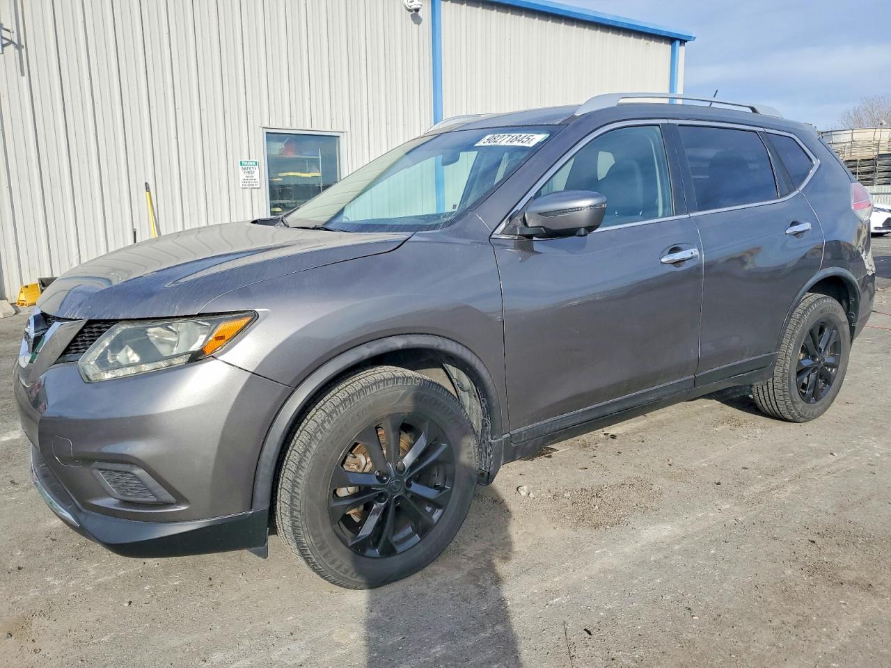 2016 NISSAN ROGUE