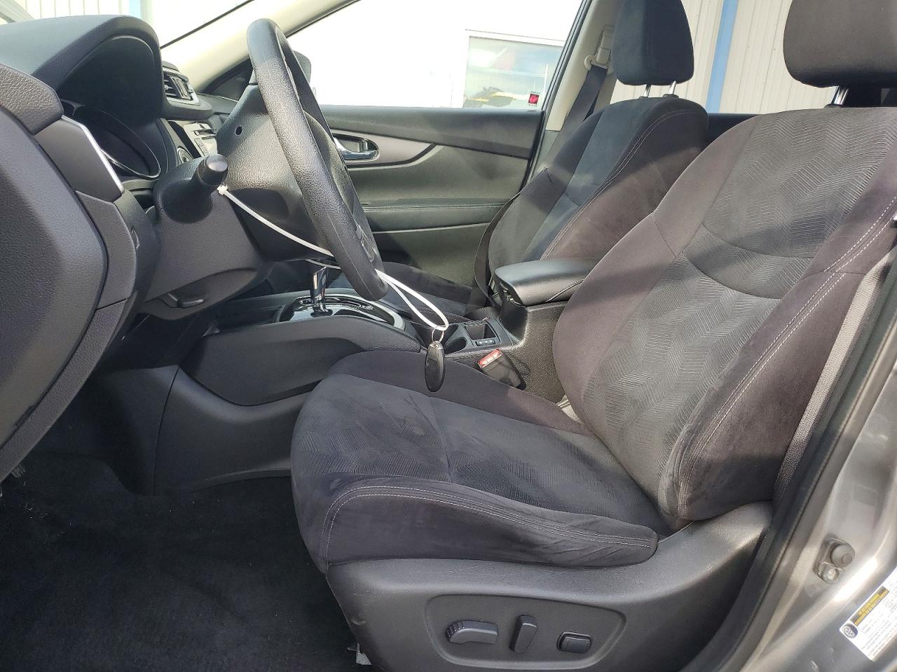 2016 NISSAN ROGUE photo 7