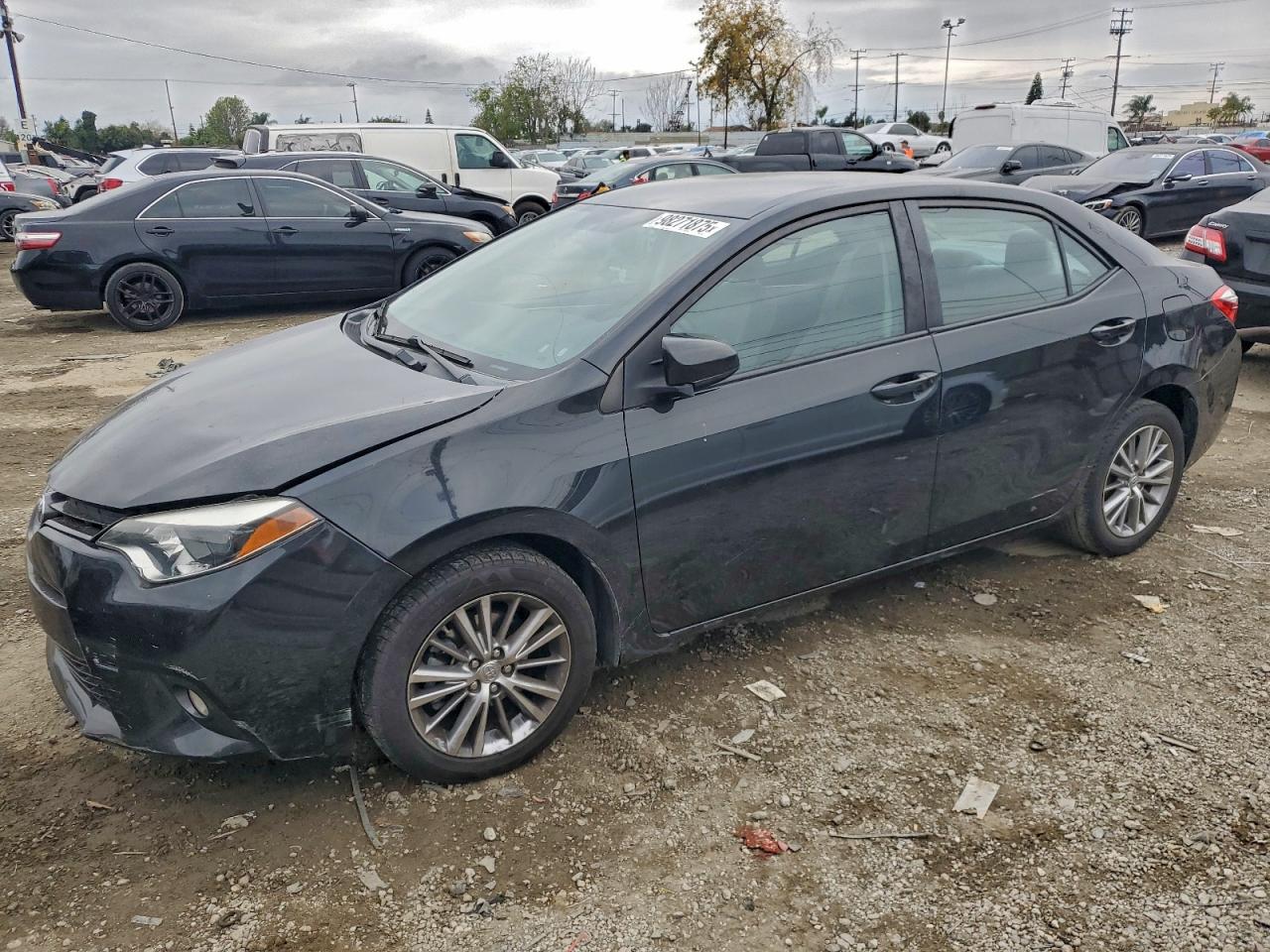 2015 TOYOTA COROLLA