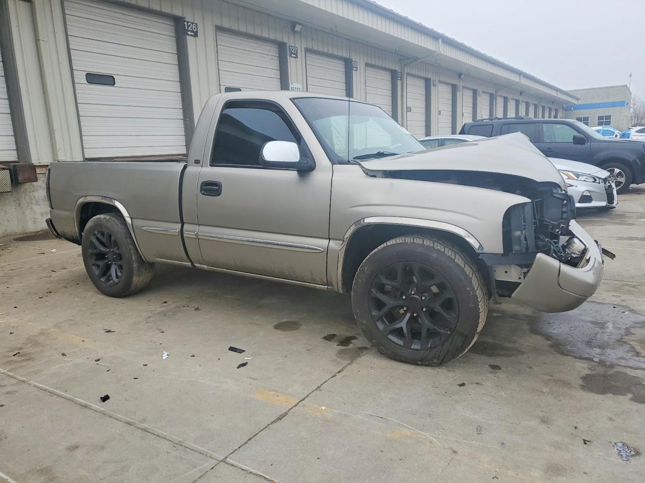 2001 GMC NEW SIERRA C1500 photo 4