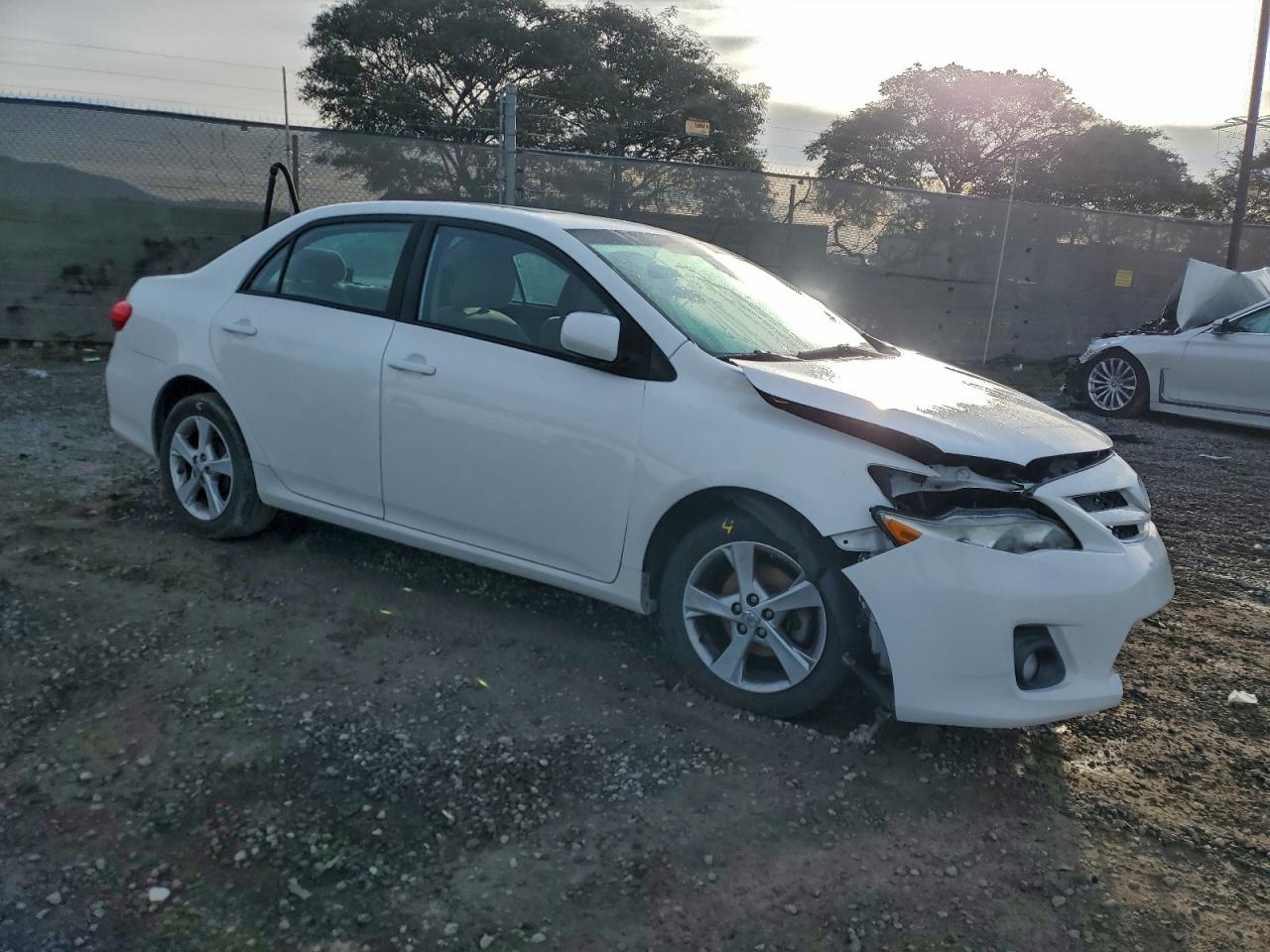 2012 TOYOTA COROLLA BASE photo 4