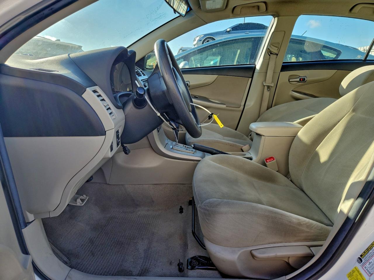 2012 TOYOTA COROLLA BASE photo 7