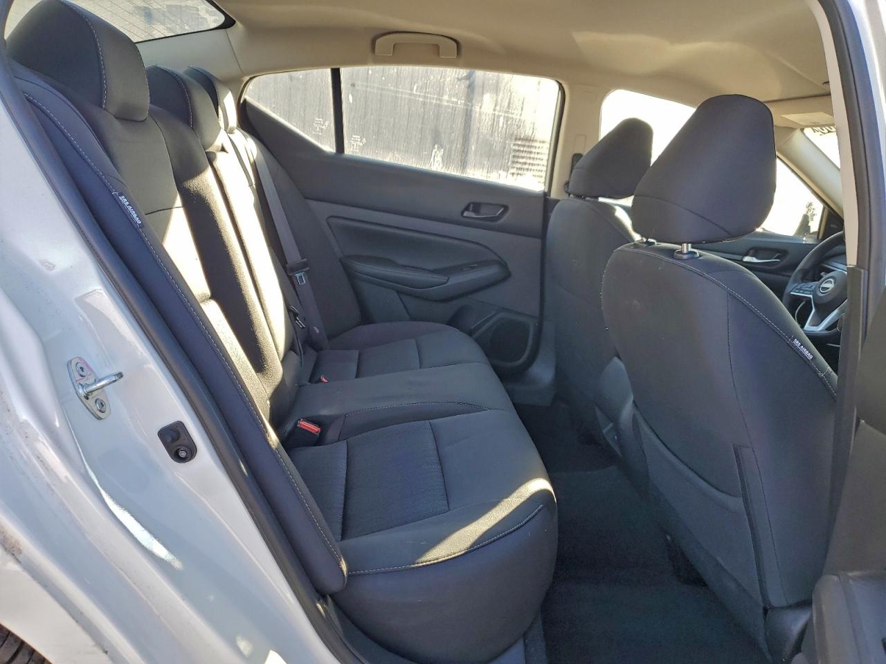 2025 NISSAN ALTIMA SV photo 10