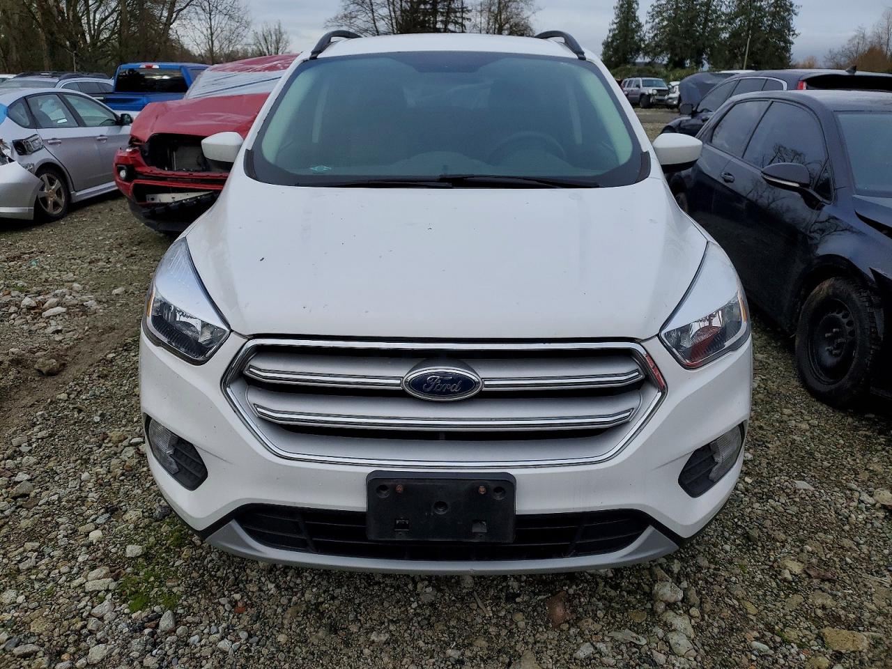 2018 FORD ESCAPE SE photo 5