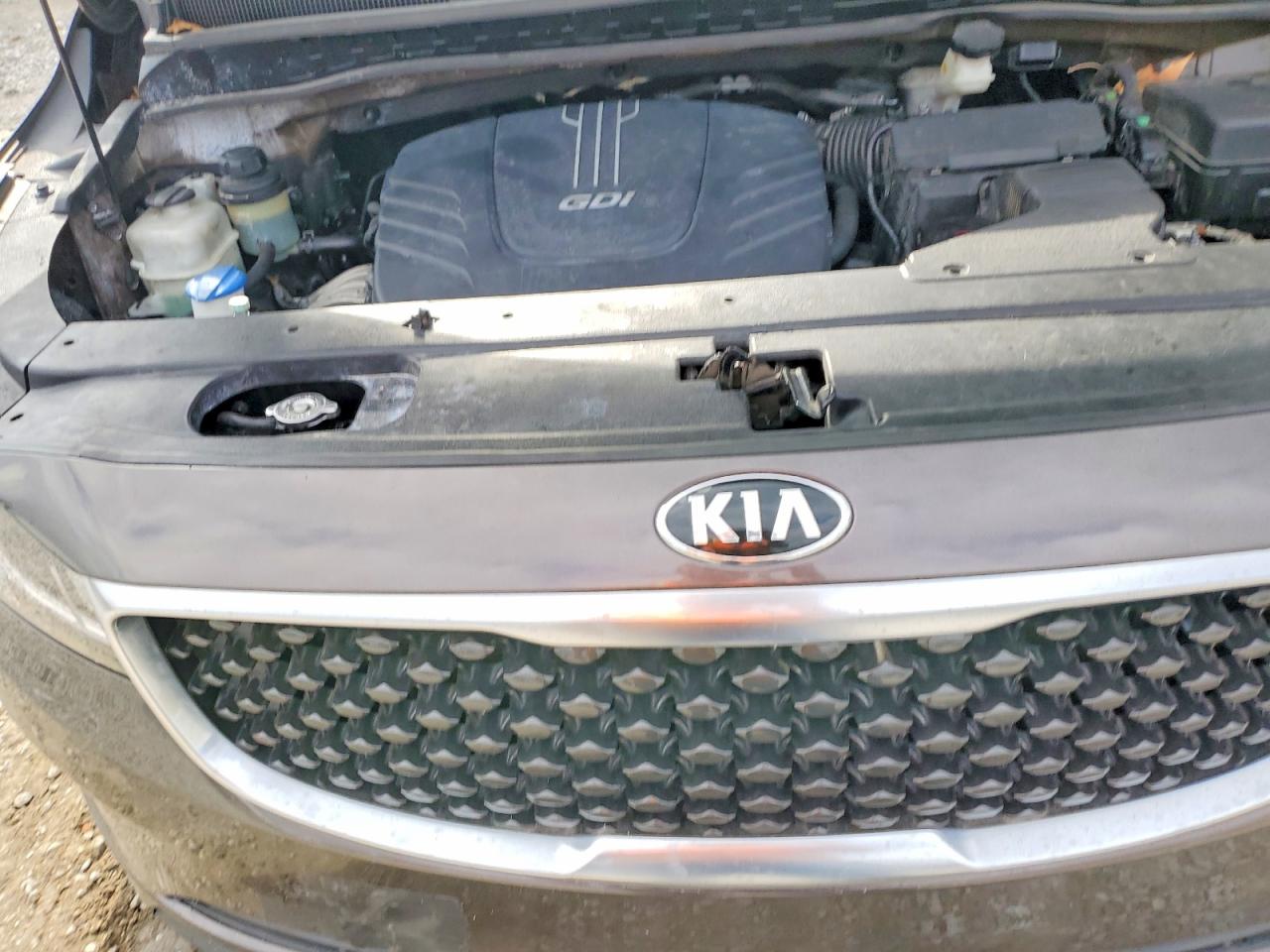2016 KIA SEDONA LX photo 12