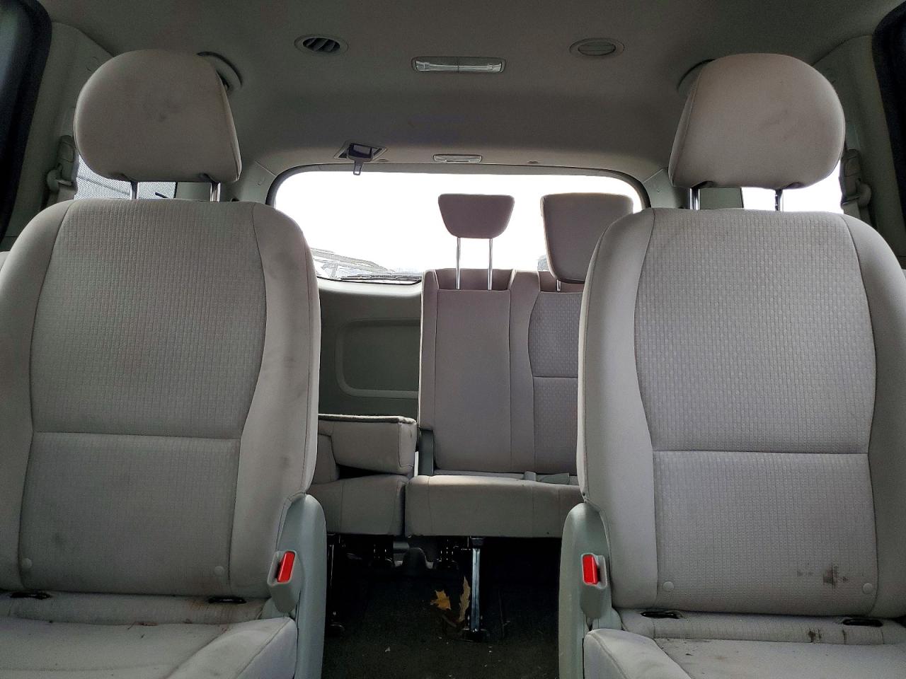 2016 KIA SEDONA LX photo 10