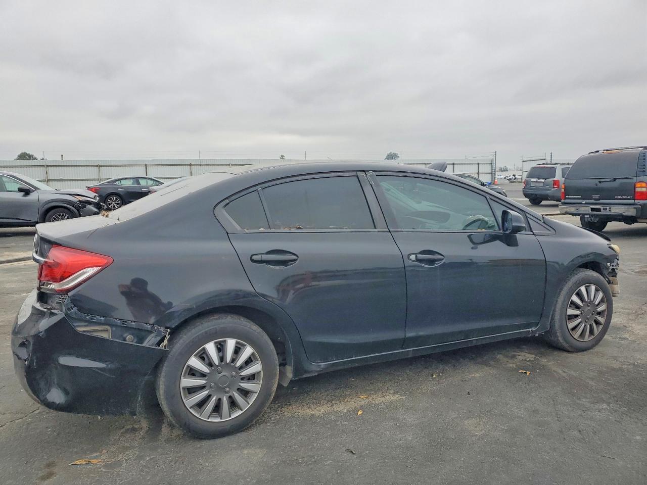 2013 HONDA CIVIC LX photo 3