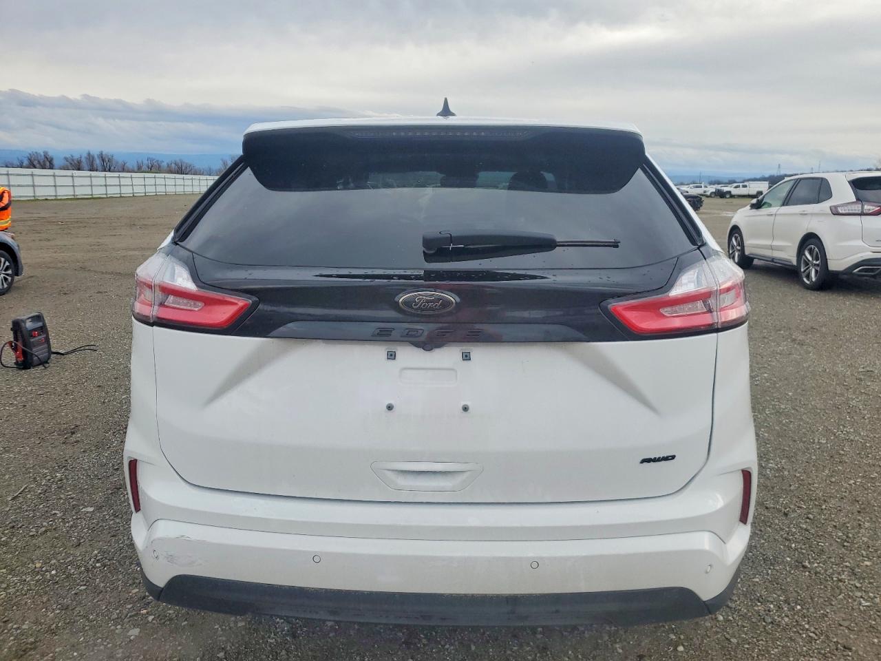 2024 FORD EDGE SE photo 6
