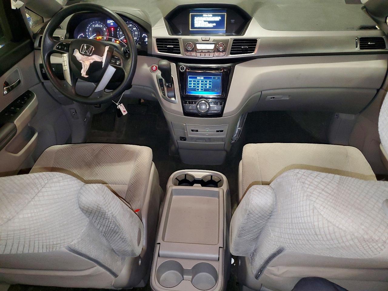 2016 HONDA ODYSSEY SE photo 22
